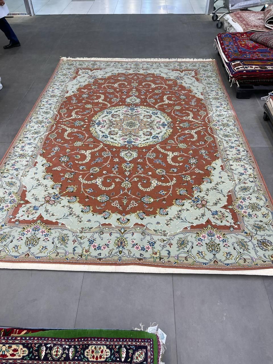 فرش دستباف جفت ۹ متری کاشان ۱۹۵ ملیون تومن|فرش|مشکیندشت, |دیوار