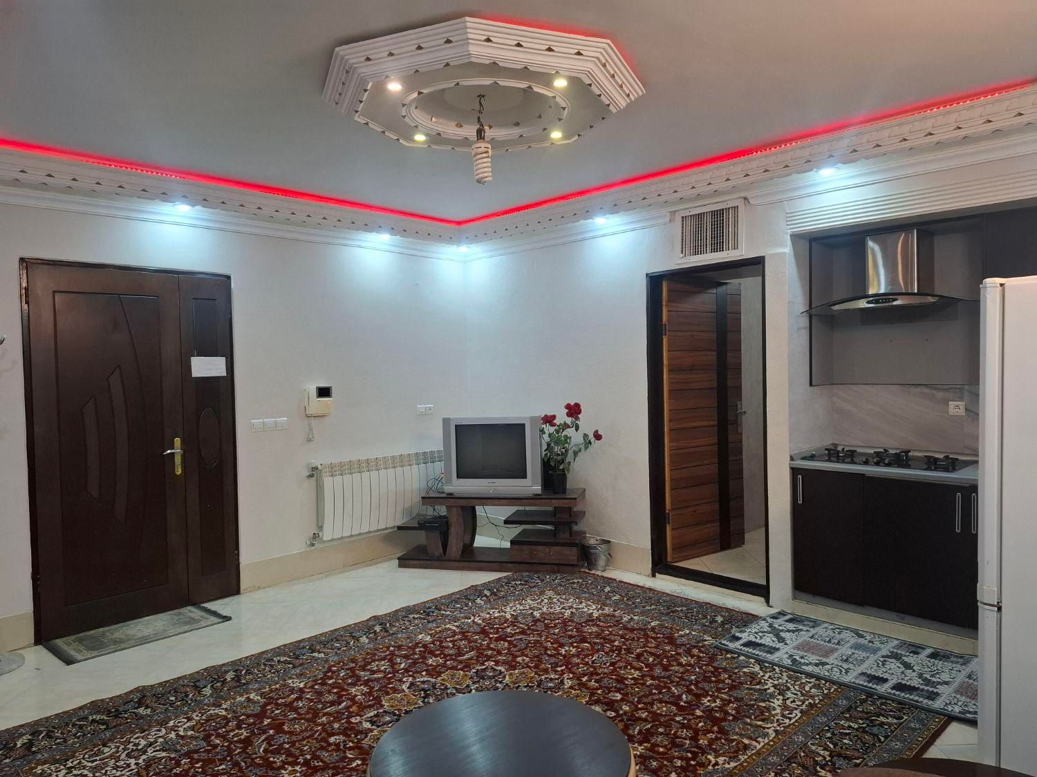 اپارتمان سویت  خونه مبله اجاره روزانه گردشگری|اجارهٔ کوتاه‌مدت آپارتمان و سوئیت|اصفهان, علی قلی آقا|دیوار