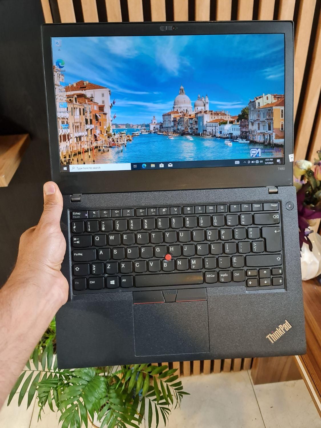 لنوو t480 دو باتری نسل هشت core i5 ram 16|رایانه همراه|شیراز, فرگاز|دیوار