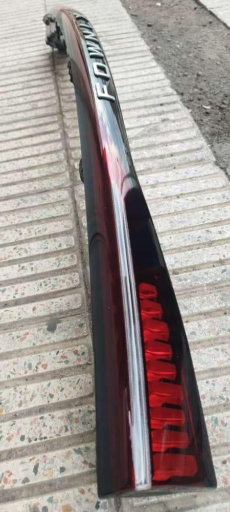 چراغ خطر عقب روی درب صندوق فونیکس FX|قطعات یدکی و لوازم جانبی|تهران, هروی|دیوار