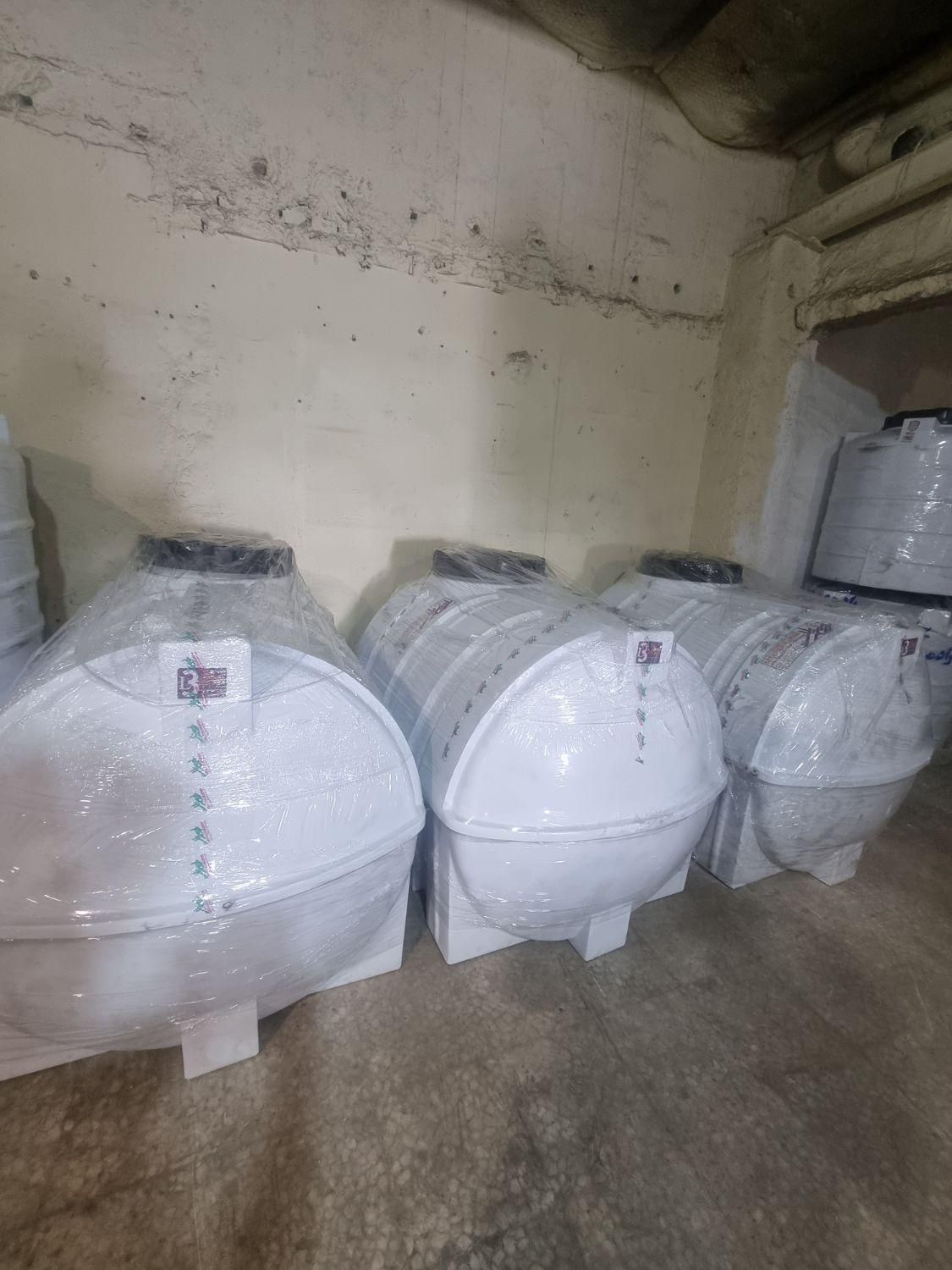 مخزن آنتی باکتریال ۱۵۰۰ لیتری افقی|مصالح و تجهیزات ساختمان|تهران, عبدلآباد|دیوار