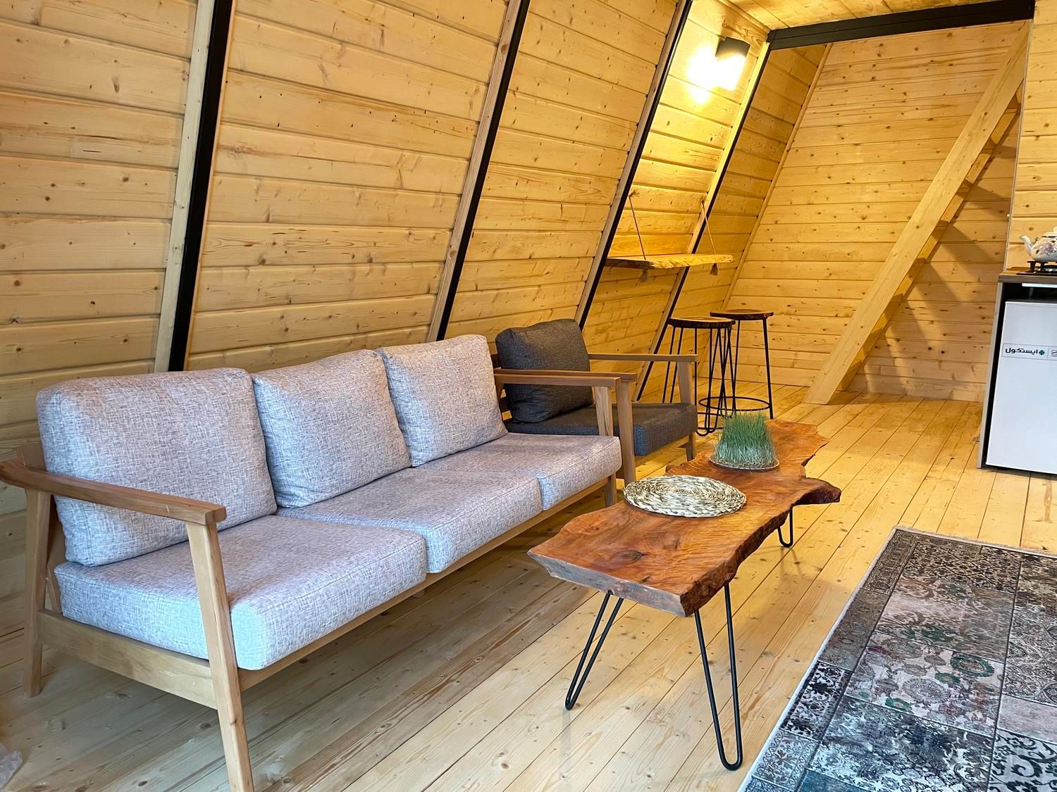 اجاره کلبه چوبی وارش در ساحل زیبای رامسر|اجارهٔ کوتاه‌مدت ویلا و باغ|رامسر, |دیوار