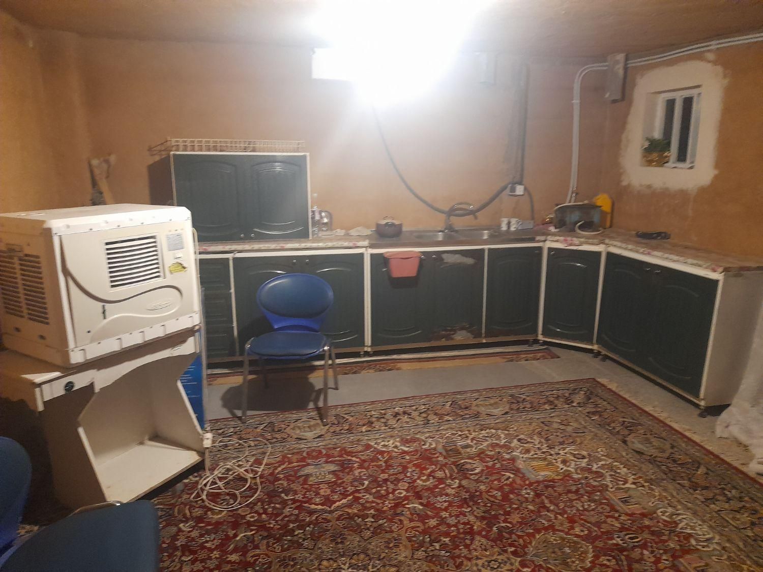 اجاره روزانه/هفتگی/ماهانه ویلا ۱۰۰۰ متری|اجارهٔ کوتاهمدت ویلا و باغ|زرقان, |دیوار