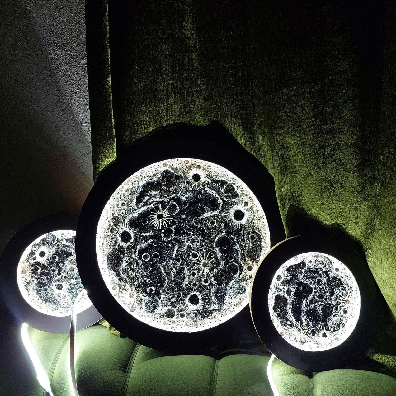 تابلو ماه و کره زمین|تابلو، نقاشی، عکس|تهران, دولاب|دیوار