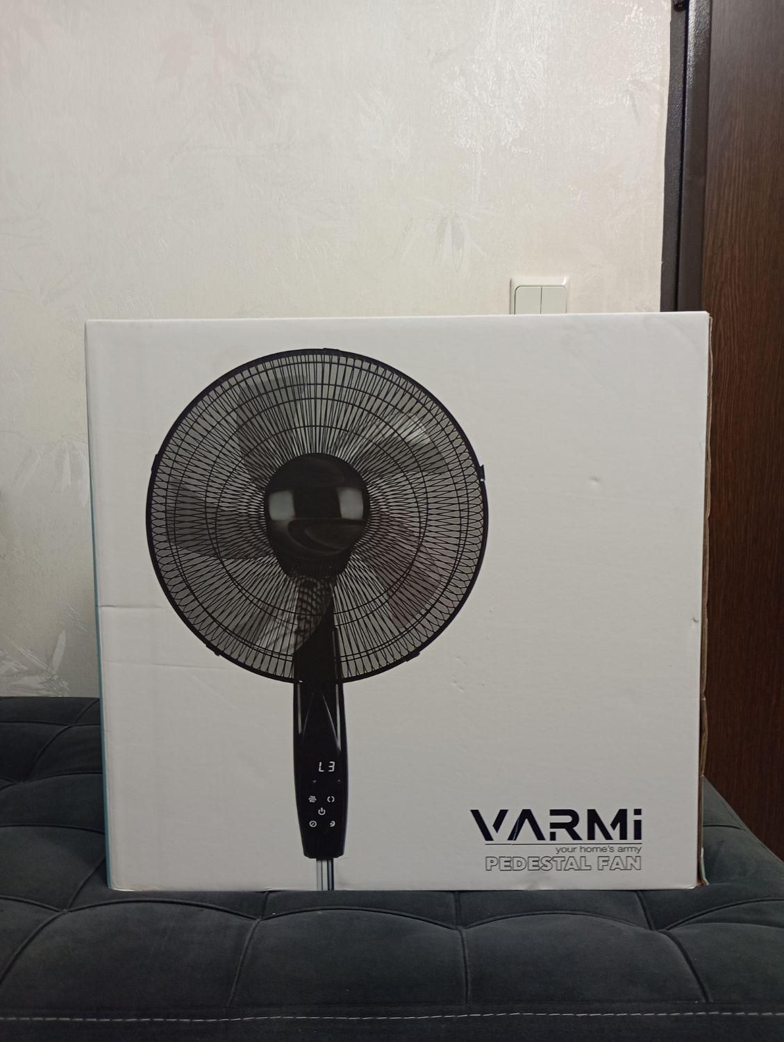 پنکه ایستاده برند Varmi|پنکه و تصفیه‌کنندهٔ هوا|تهران, تسلیحات|دیوار