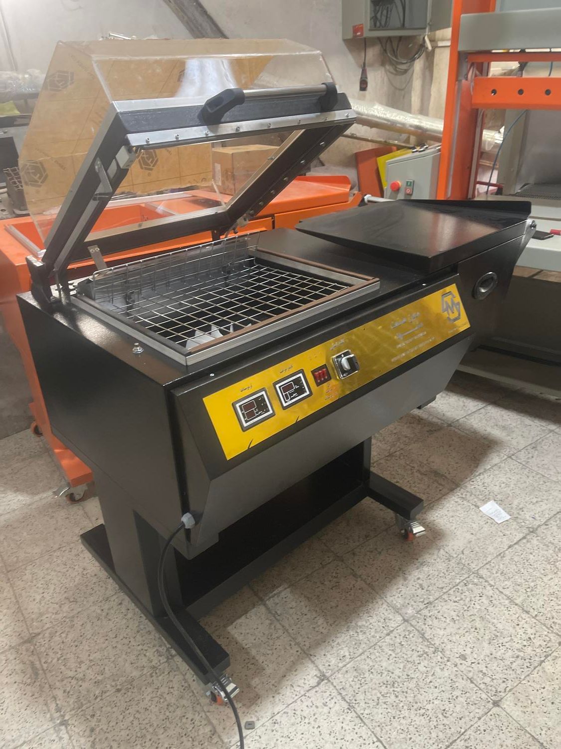 دستگاه بسته بندیوکیوم شرینگ شیرینگ پک شرینک شیرینک|ماشین‌آلات صنعتی|مشهد, ثامن|دیوار