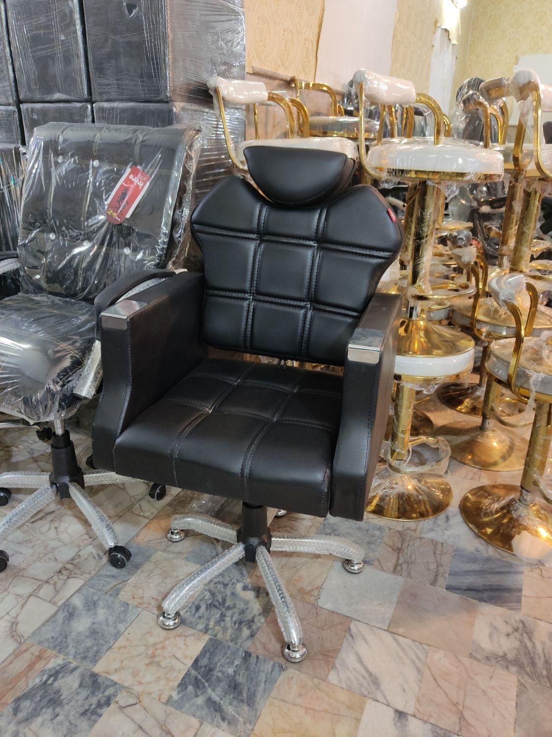 گلایل،صندلی طرح برقی،تابوره زیمنس،کپ|آرایشگاه و سالن‌های زیبایی|مشهد, طلاب|دیوار