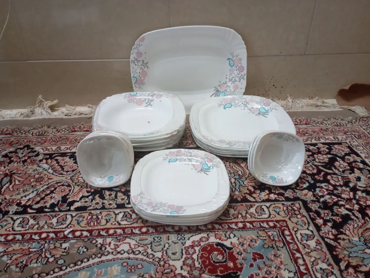 ارکوپال شش نفره نوهنوزاستفاده نشده|ظروف سرو و پذیرایی|اصفهان, دارک|دیوار