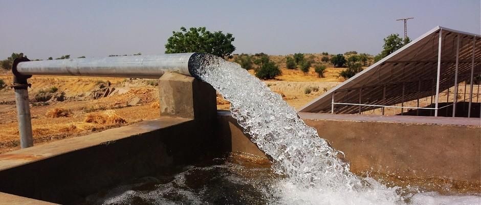 اولین مرکزفروش نصب وتجهیزات خورشید پمپ اب خورشیدی|مصالح و تجهیزات ساختمان|مراغه, |دیوار