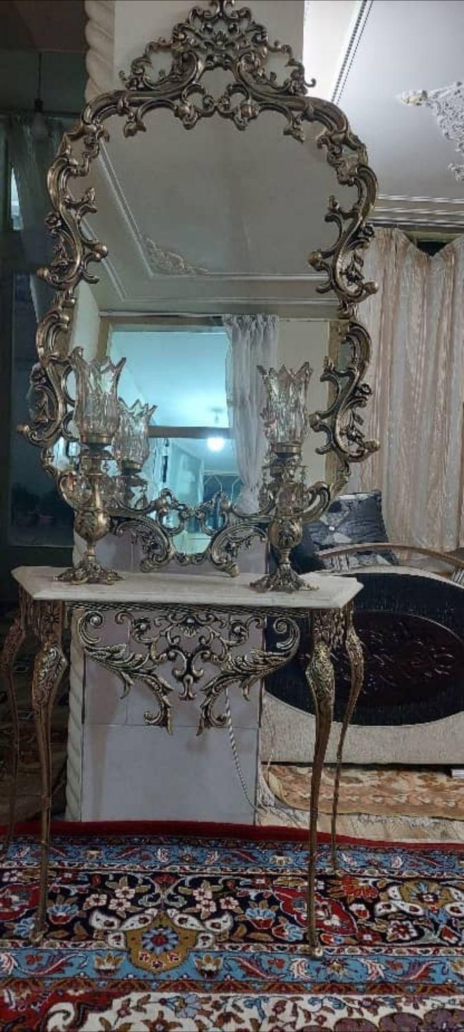 فروش آینه و شمعدان برنجی سنگین|آینه|اصفهان, فرح آباد|دیوار