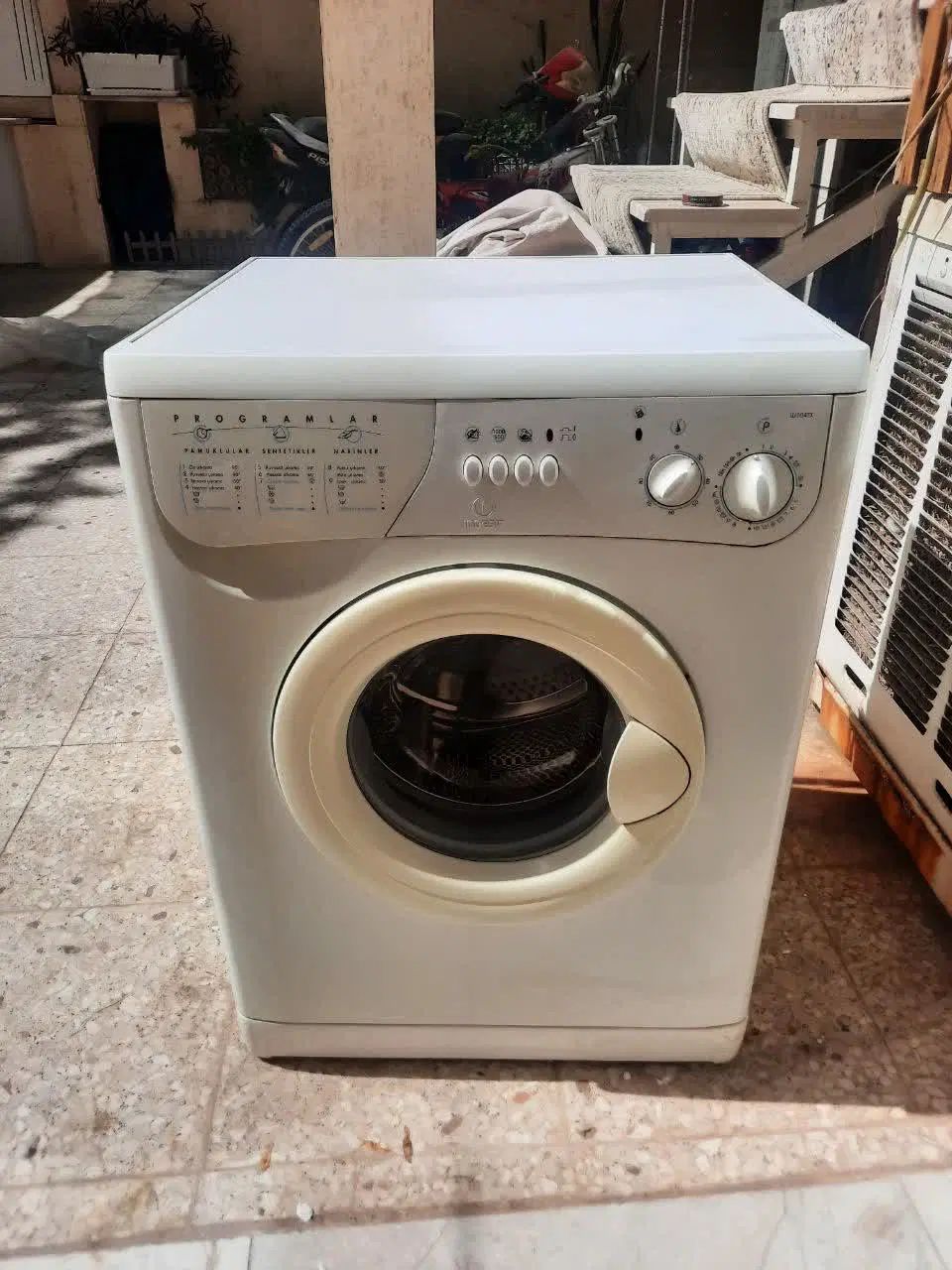ماشین لباسشویی ایندزیت - Indesit|ماشین لباسشویی و خشک‌کن لباس|مشهد, فتح المبین|دیوار