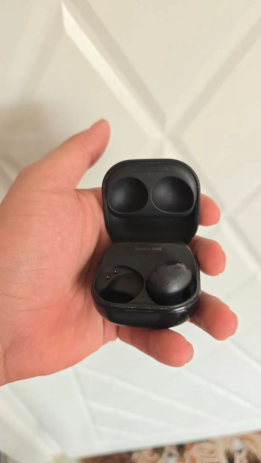 galaxy buds 2 pro(یک گوشی)|لوازم جانبی موبایل و تبلت|اصفهان, بهارستان (مخابرات)|دیوار