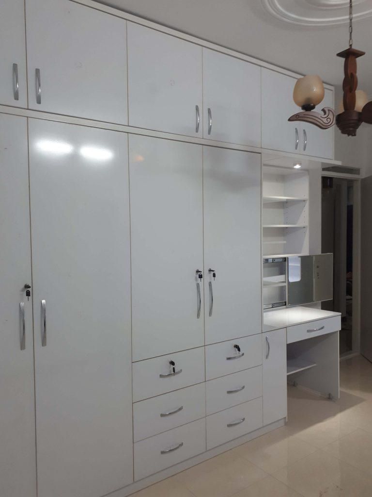 کمددیواری درشهرضا سمیرم دهاقان|جاکفشی، کمد، دراور|شهرضا, |دیوار