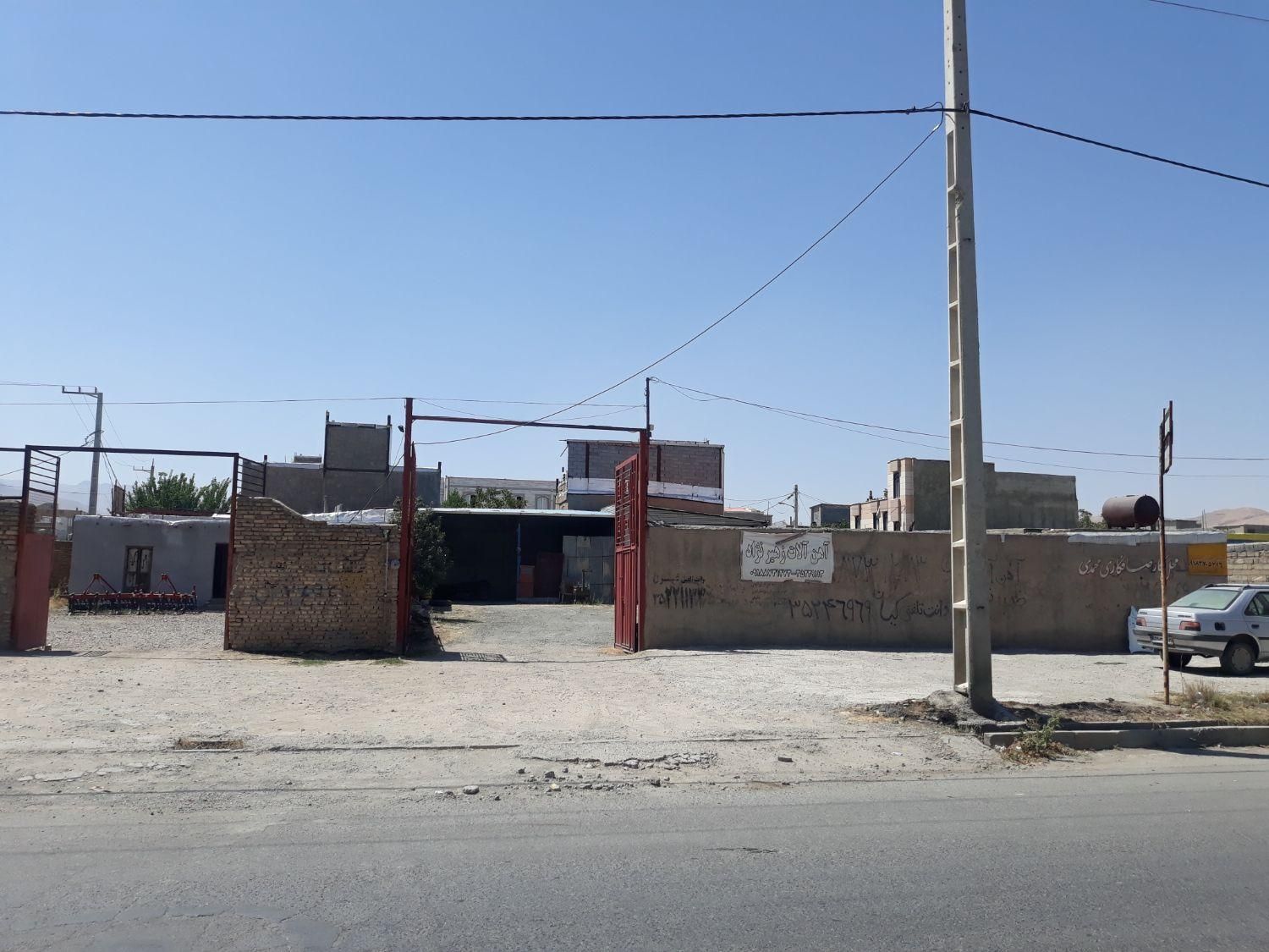 اجاره کارگاه ۸۰۰ متری بر اتوبان همدان-سنندج|اجارهٔ دفتر صنعتی، کشاورزی، تجاری|قروه, |دیوار