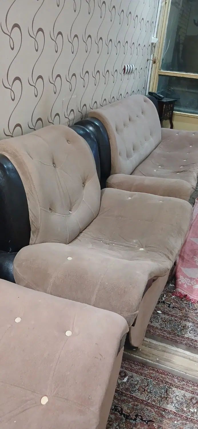 مبل راحتی کارکرده ۷نفره|مبلمان خانگی و میز عسلی|اصفهان, باتون|دیوار