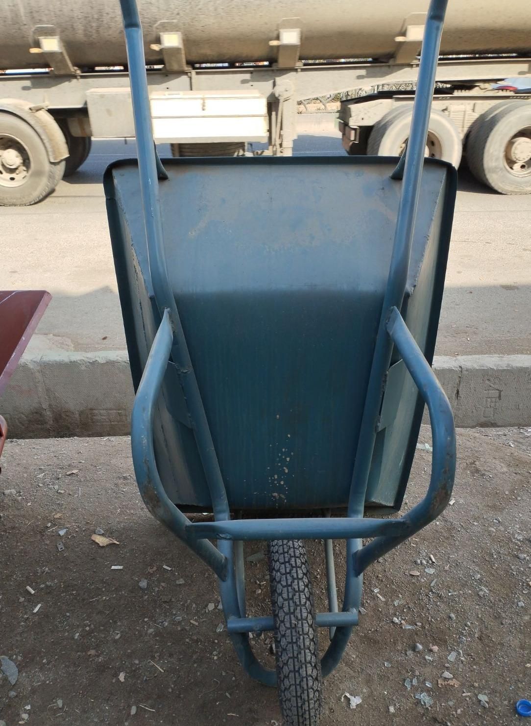 فرغون دامداری ومرغداری سایزبزرگ. فرغون سازی اخوان|ابزارآلات|قم, امامزاده ابراهیم|دیوار