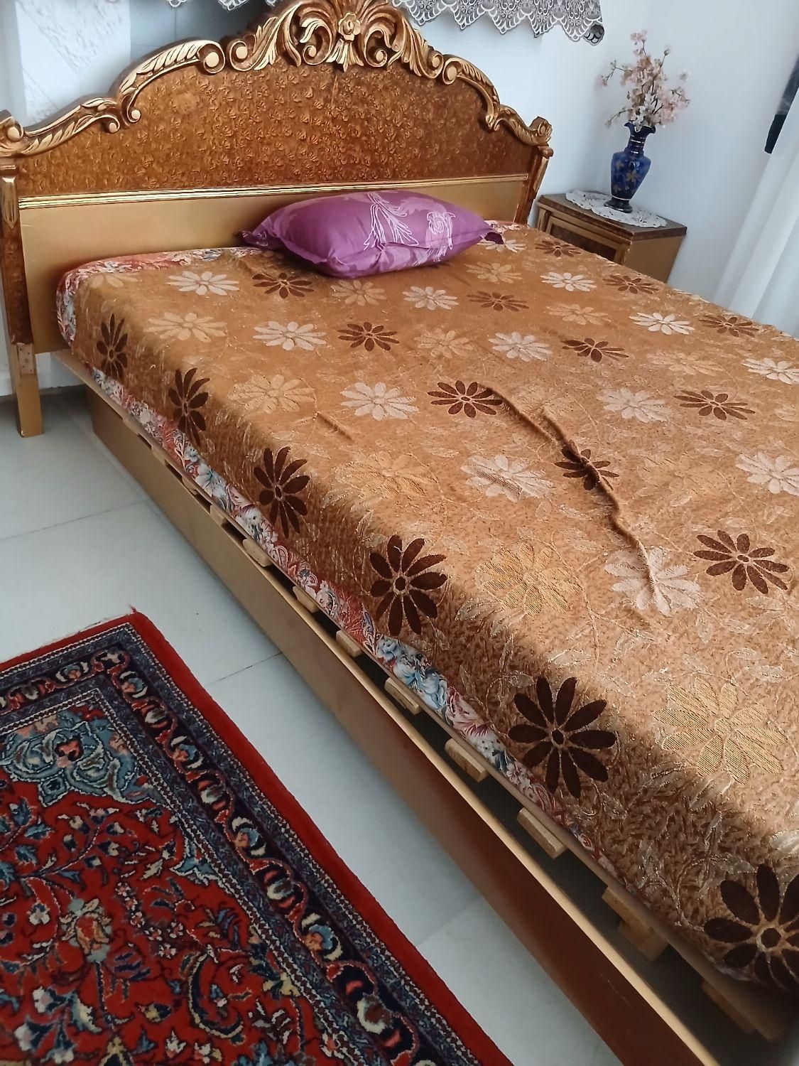 تخت چوبی دو نفره|تخت و سرویس خواب|محلات, |دیوار