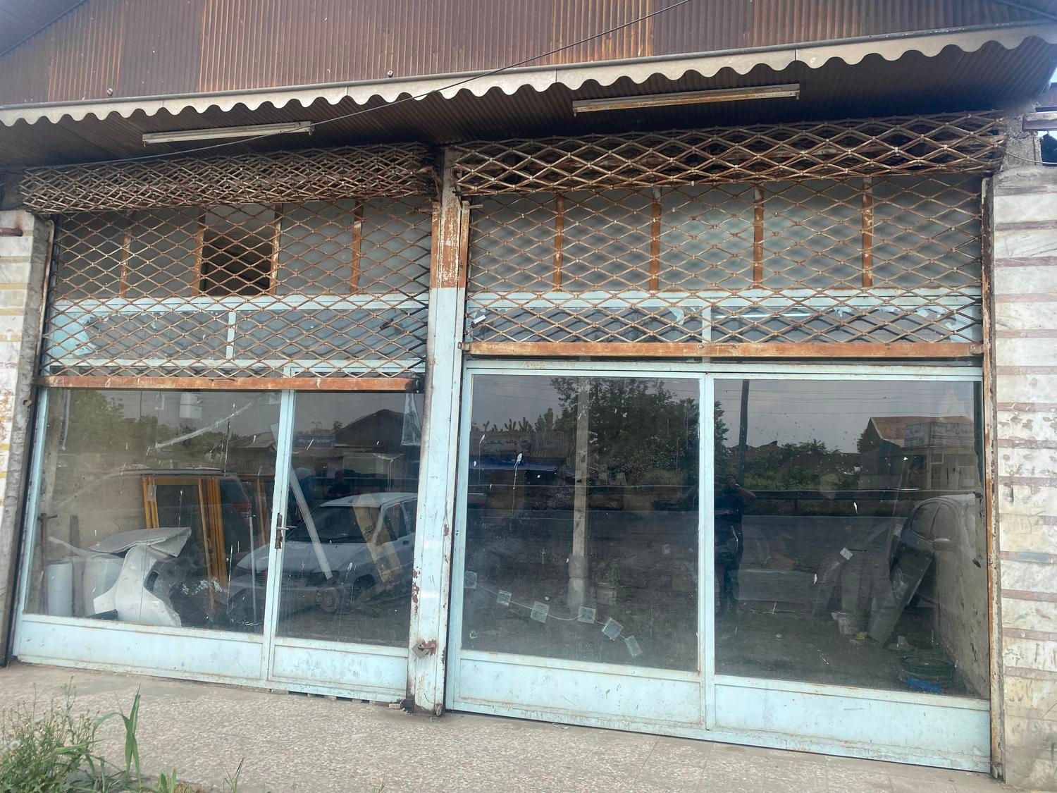 فروش و معاوضه مغازه و زمین بر اصلی اوتوبان ۳۸۳متر|فروش مغازه و غرفه|رشت, یخسازی|دیوار