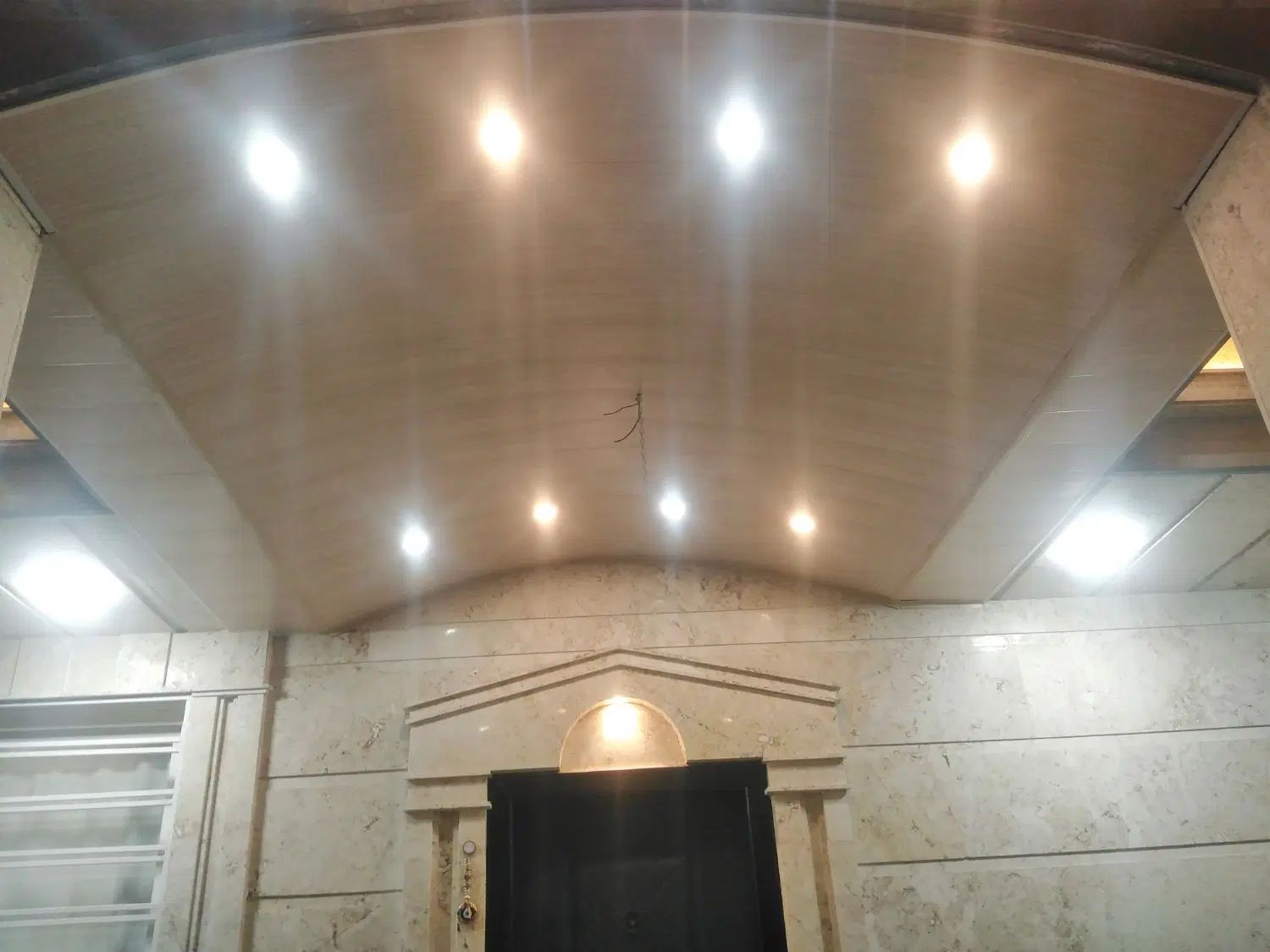 نیازمند شاگرد برای کار نرده استیل و سقف کاذب|استخدام معماری، عمران و ساختمانی|دوگنبدان, |دیوار