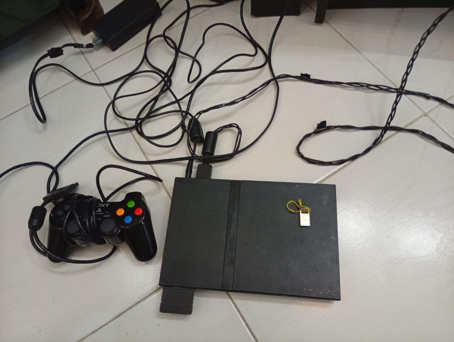 ps2 در حد نو بدون تعمیری تک دسته|کنسول، بازی ویدئویی و آنلاین|مشهد, امامیه|دیوار
