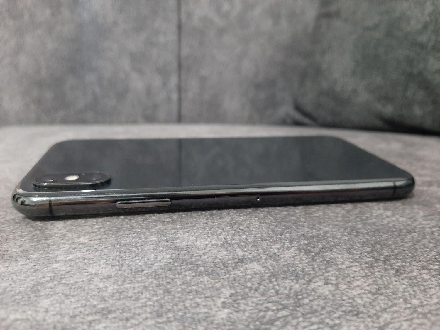 iphonxs|موبایل|فردیس, منظریه|دیوار