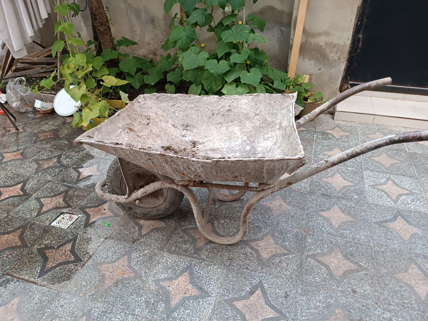 داوطلب|فعالیت داوطلبانه|سنگر, |دیوار