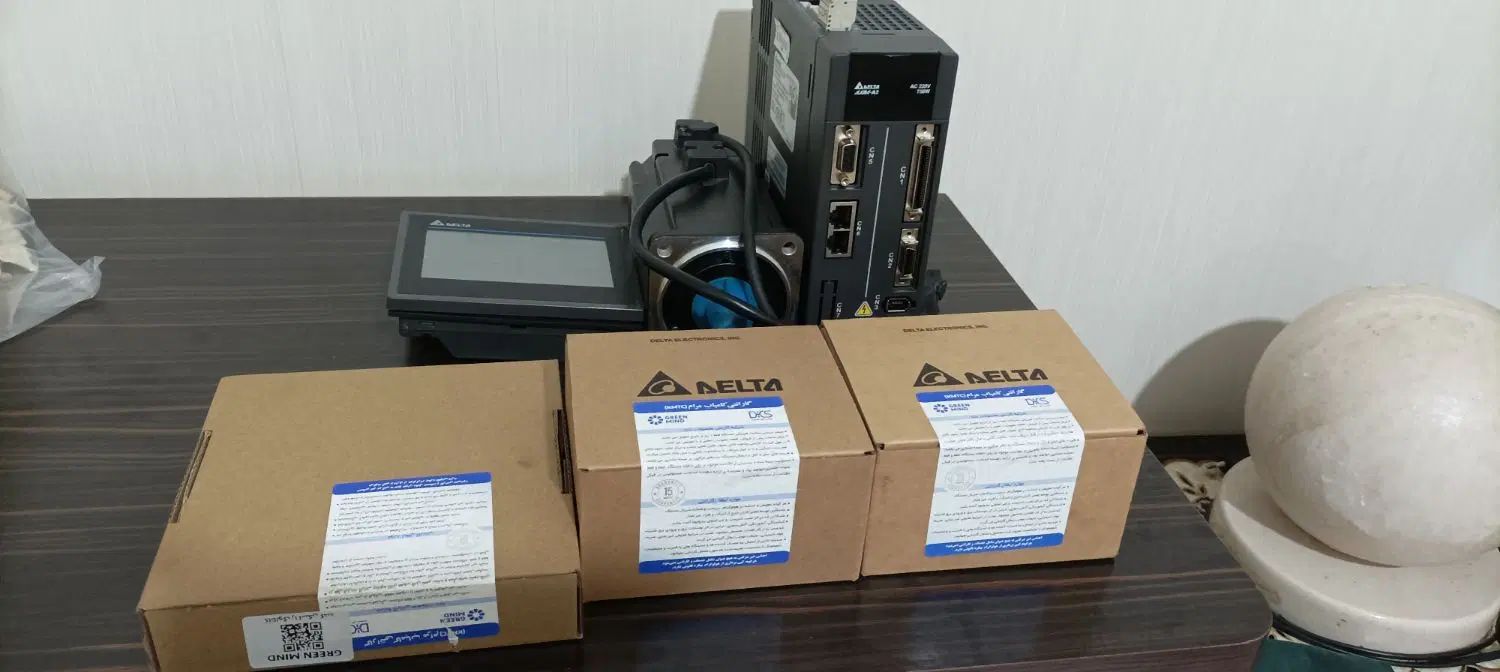 سرو موتور plc و hmi و پاور دلنا قیمت پایین|ماشین‌آلات صنعتی|کرج, کوی گلها|دیوار