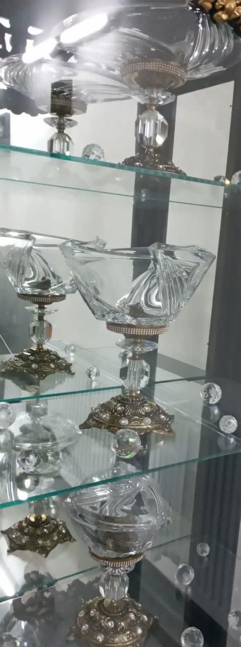 کریستال اصل پایه برنج|ظروف سرو و پذیرایی|نسیم‌شهر, |دیوار