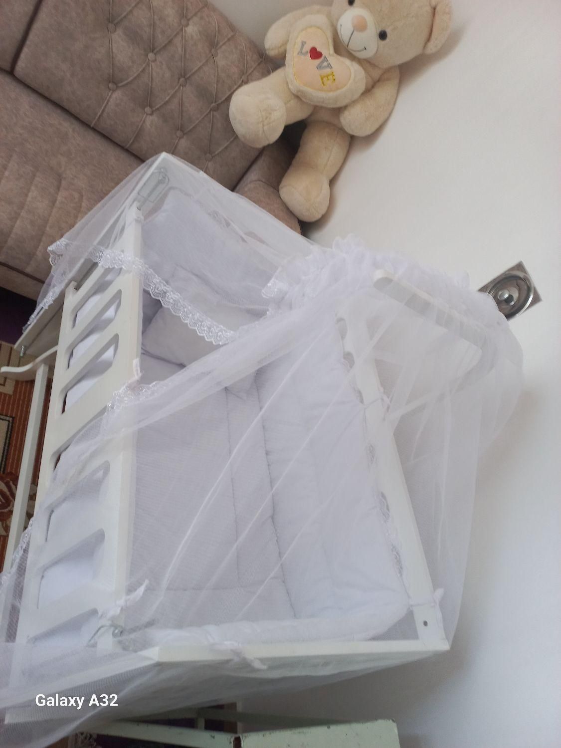 گهواره کودک|تخت و صندلی بچه|ملکان, |دیوار