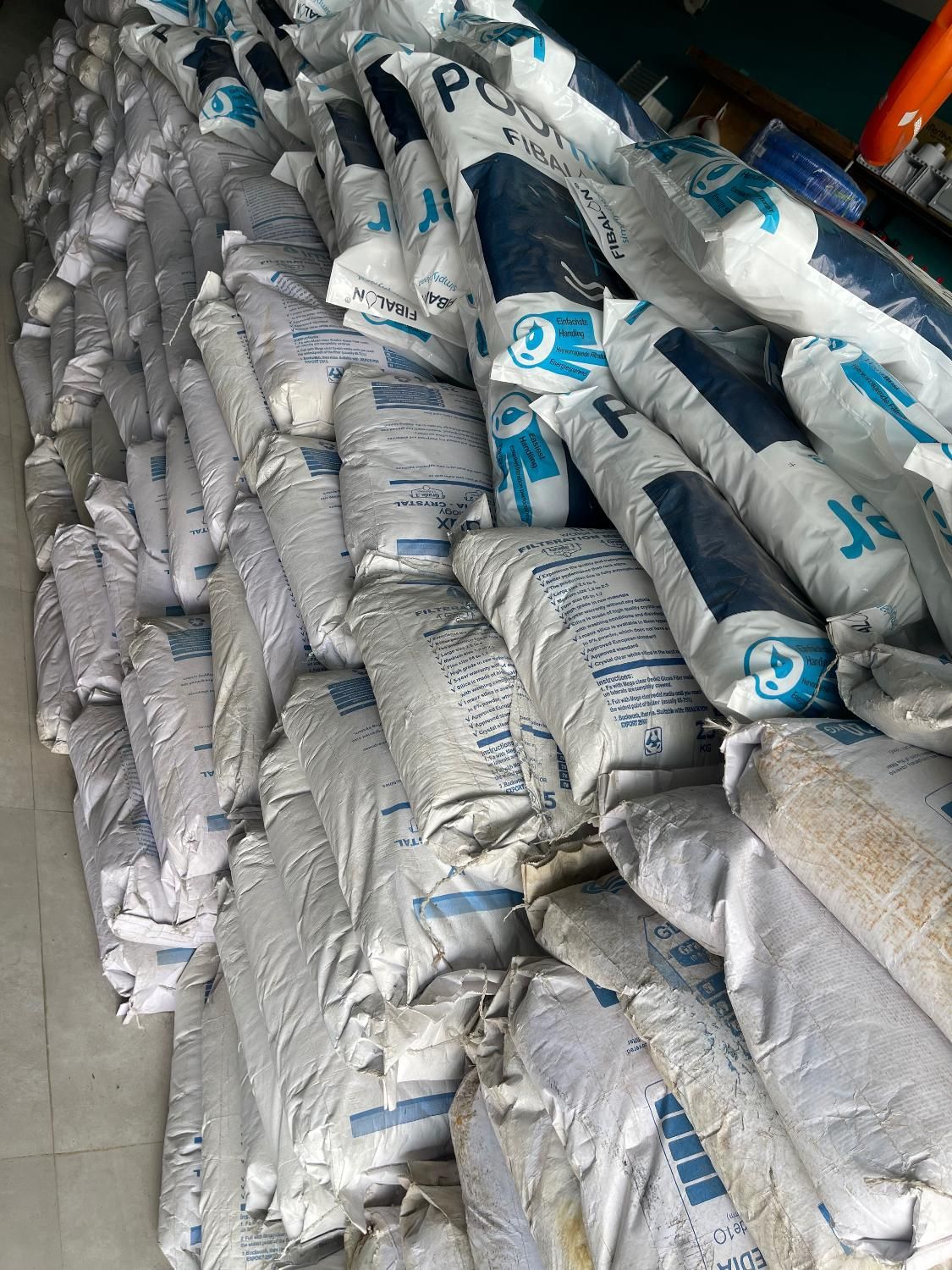 سیلیس و فیبالون|مصالح و تجهیزات ساختمان|کرج, شهرک سهرابیه|دیوار