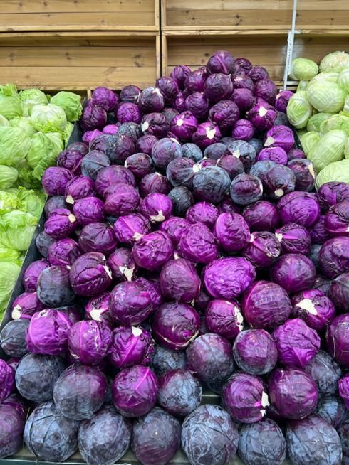 کارگر میوه فروشی باحقوق بالا وبیمه وغذا و جای خواب|استخدام خدمات فروشگاه و رستوران|کرج, باغستان|دیوار