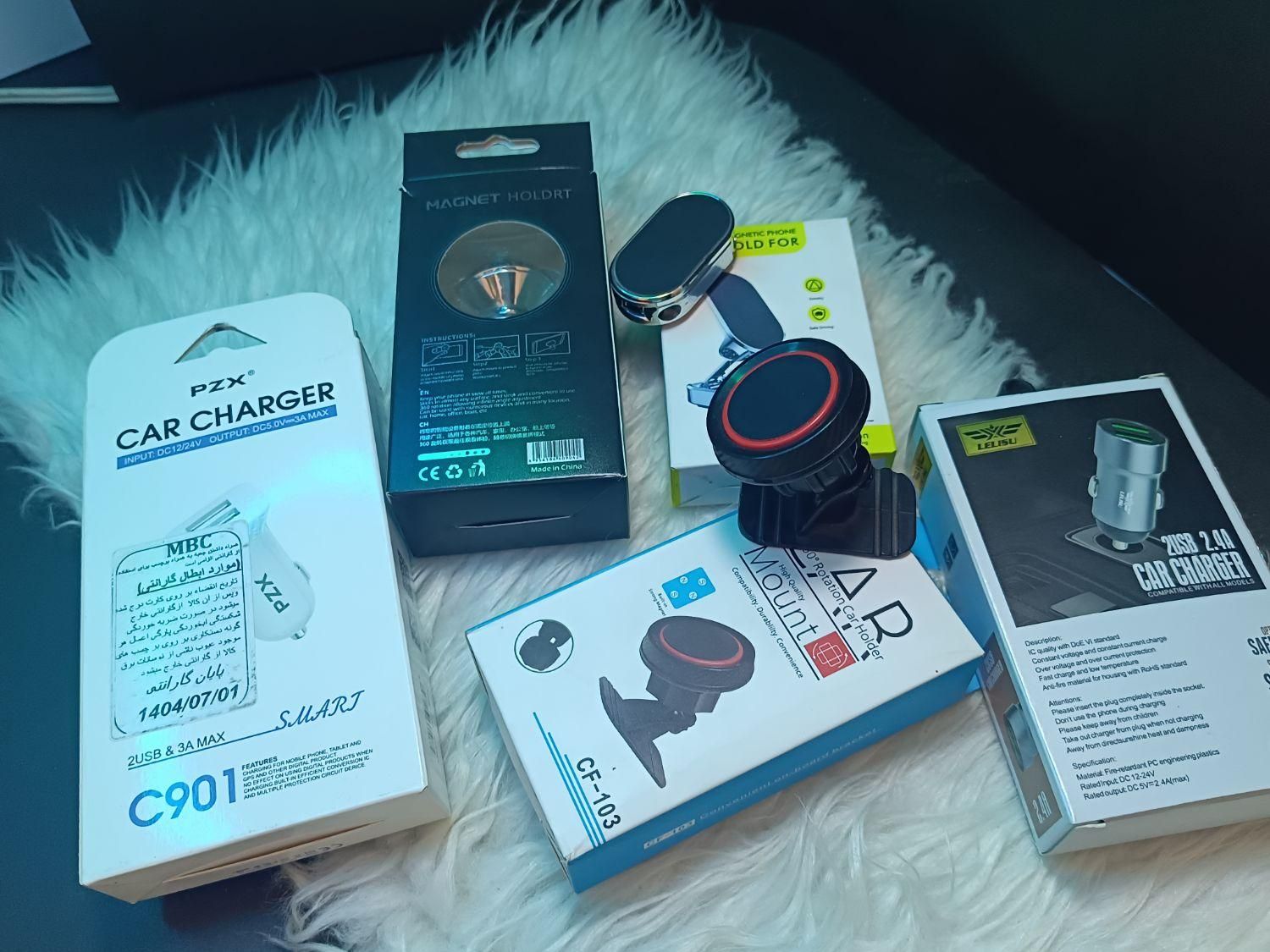 هولدر و فندکی ماشین|لوازم جانبی موبایل و تبلت|قم, ولیعصر|دیوار