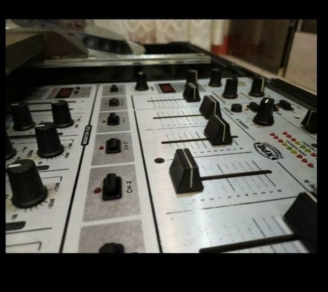 دستگاه دیجی|آلات موسیقی|رشت, حمیدیان|دیوار