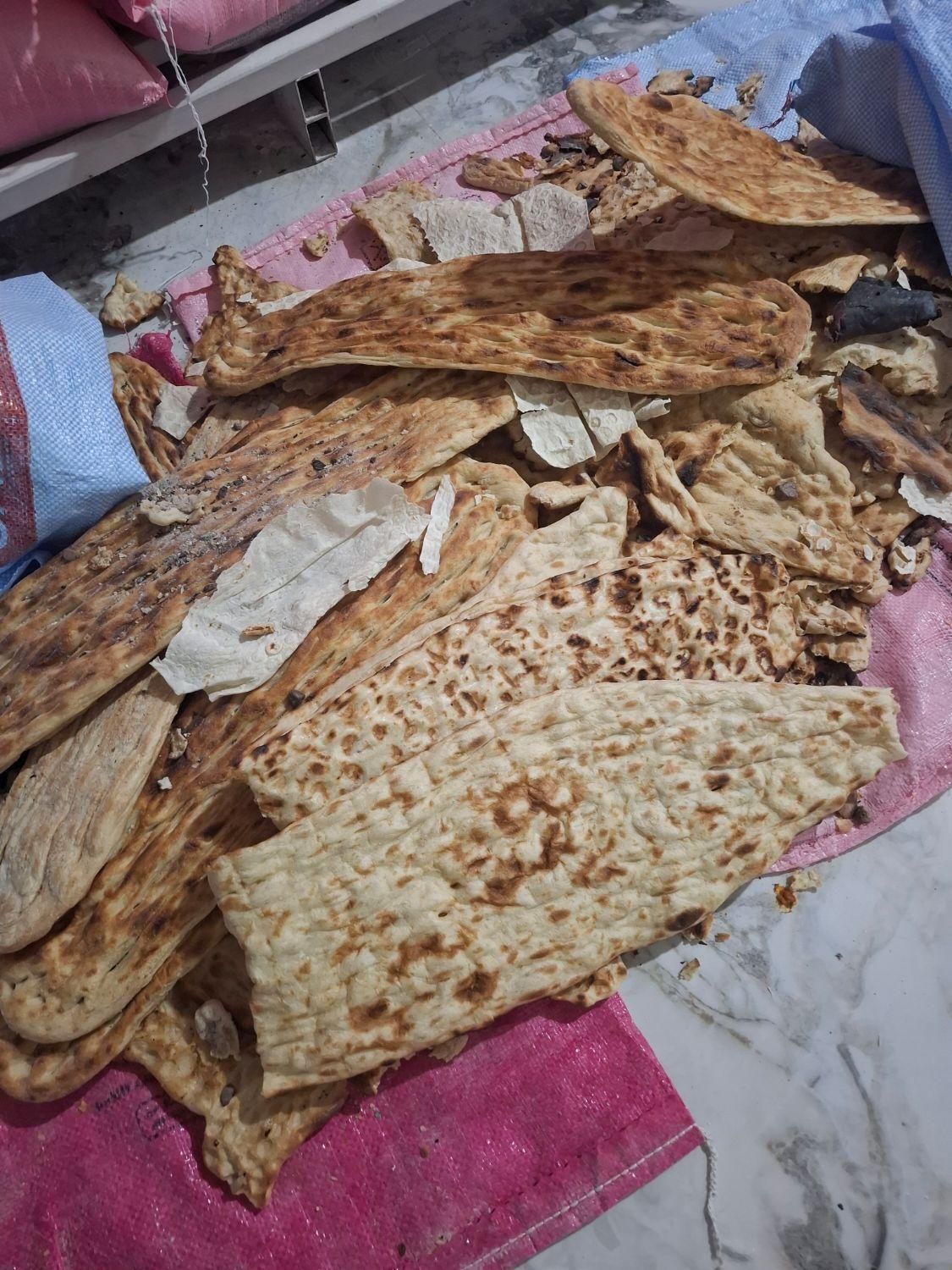 نان خشک 200 کیلو|خوردنی و آشامیدنی|مشگین شهر, |دیوار