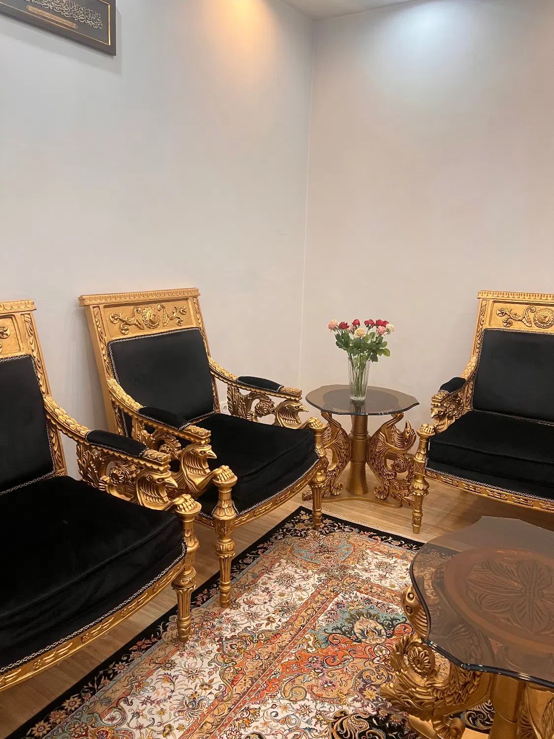 مبلمان استیل و  غذا خوری  و ویترین چوب منبت دست|مبلمان خانگی و میز عسلی|کرج, دهقان ویلا|دیوار