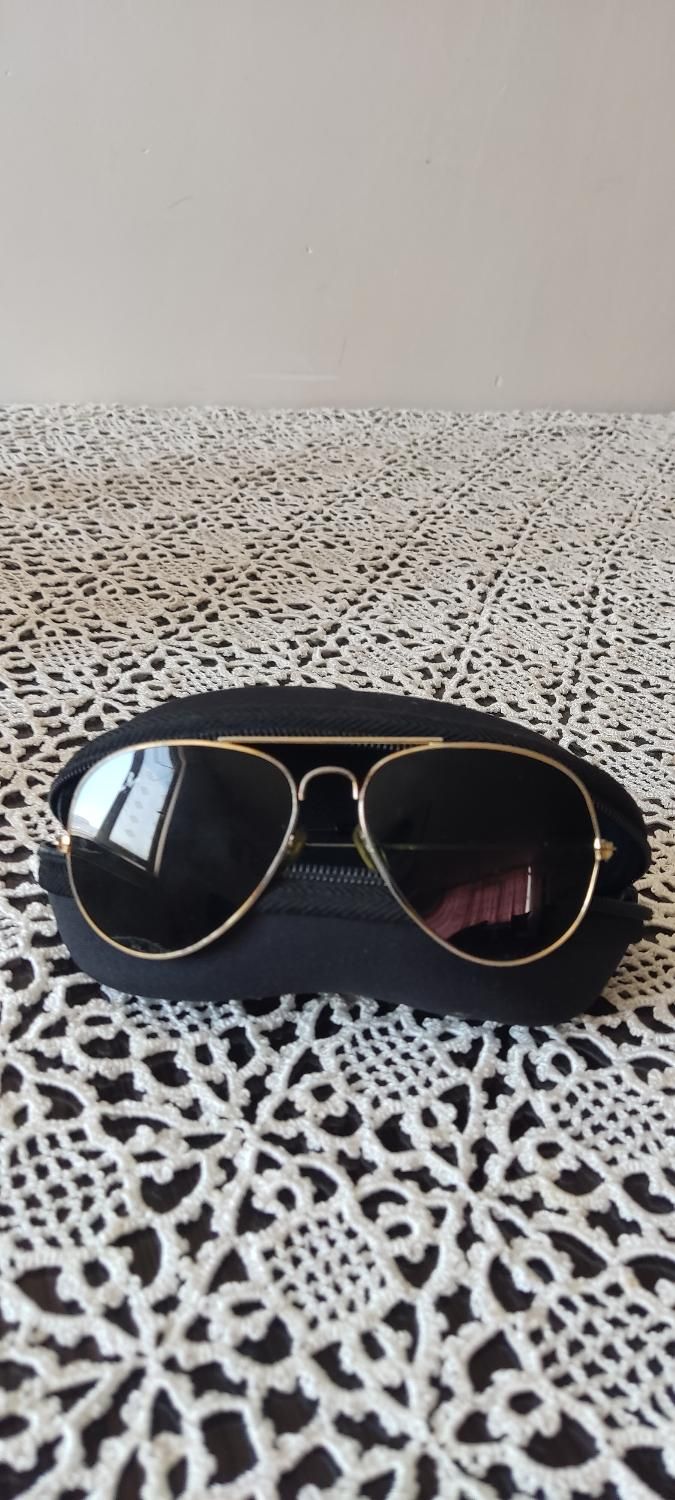 عینک ری بن اصل|زیورآلات و اکسسوری|اصفهان, کوی ولی عصر|دیوار