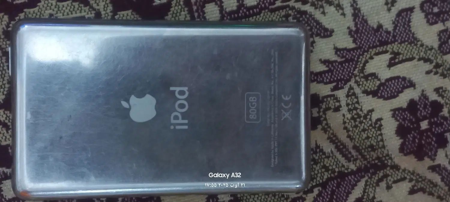 ipod اپل ۸۰ گیگ کاملا سالم با گوشی سامسونگ وشیائو|پخش‌کننده همراه|کرج, گلشهر|دیوار