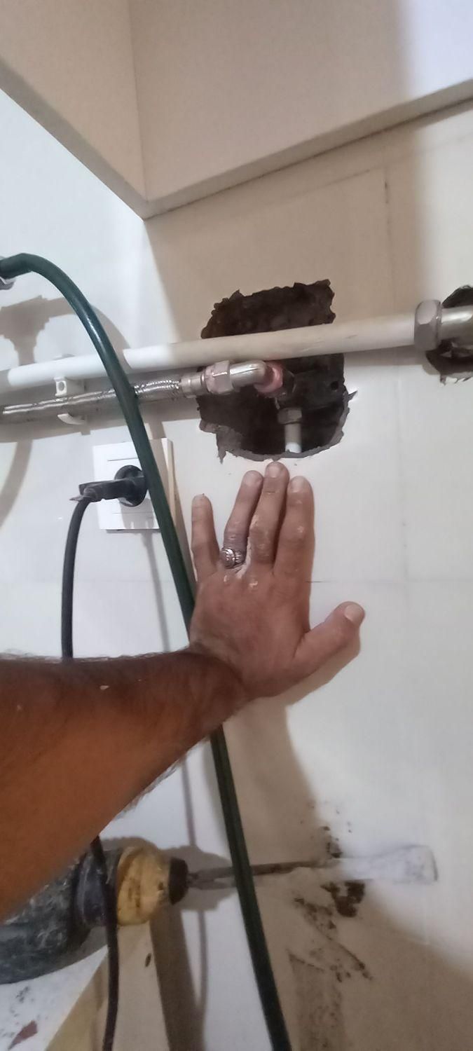 نشت یابی با دستگاه نشتیابی تعمیر نشت نشتیاب مهدی|خدمات پیشه و مهارت|تبریز, |دیوار