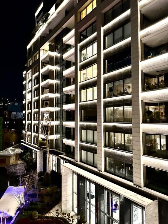 ۳۹۰متر نیاوران برج باغ اروپایی