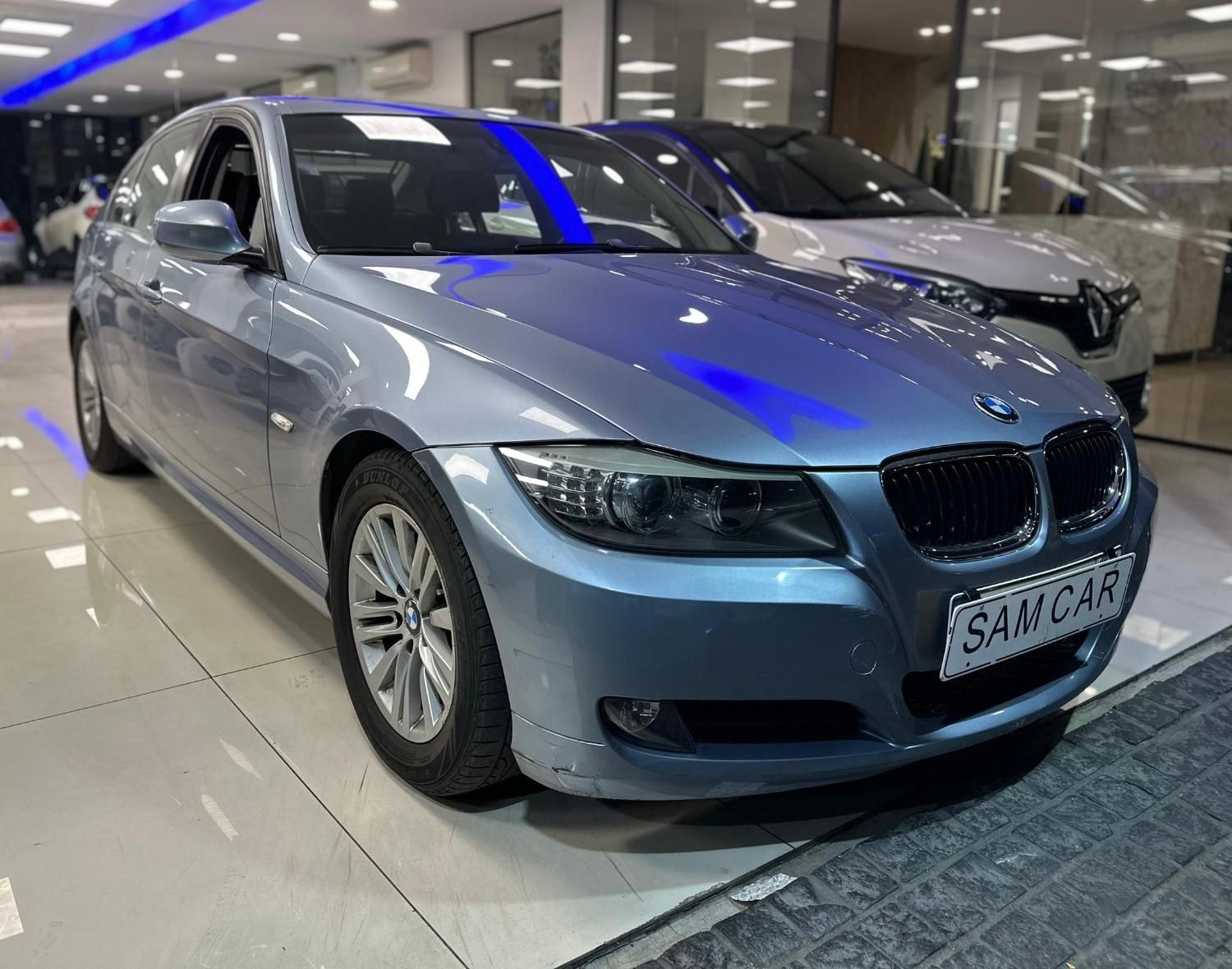 بی‌ام‌و سری 3 سدان 320i، مدل ۲۰۰۹|خودرو سواری و وانت|تهران, شهرک غرب|دیوار