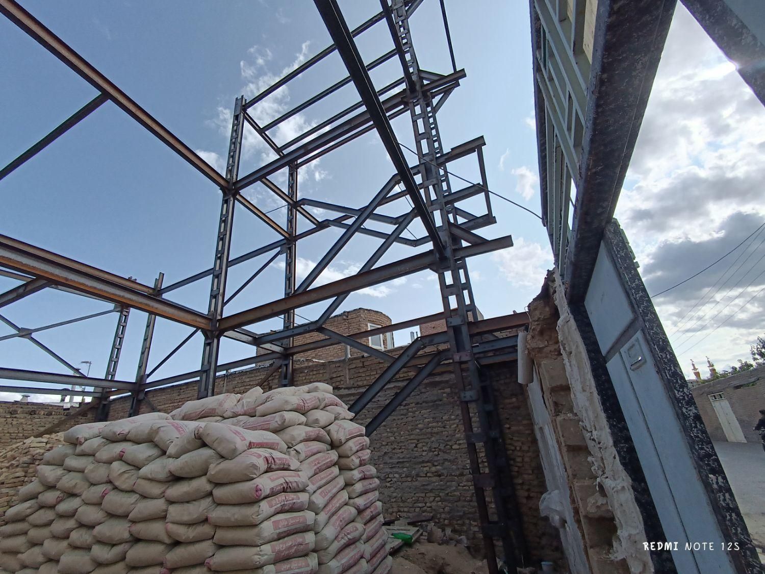 جوشکاری سازه های فلزی|خدمات پیشه و مهارت|اهر, |دیوار