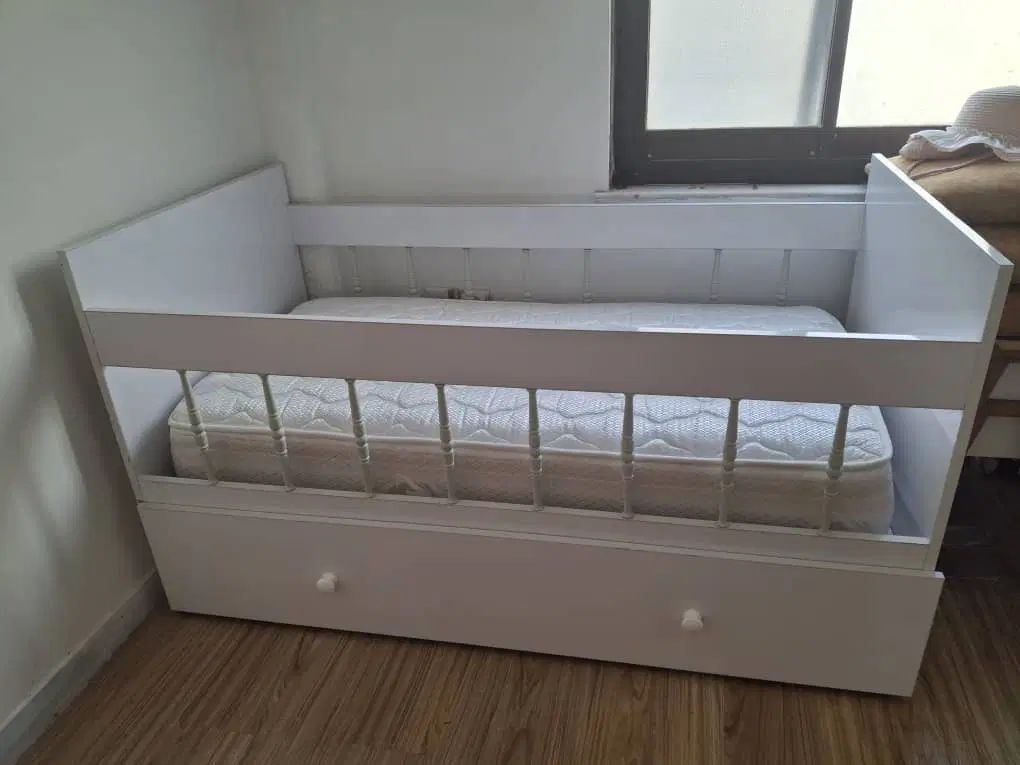 تخت خواب کودک، فرساندویچی،پیشخوان،میزو نیمکت|فروشگاه و مغازه|رشت, سعدی (تختی)|دیوار