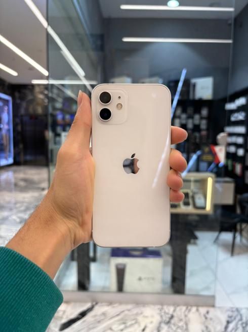 اپل iPhone 12 با حافظهٔ ۱۲۸ گیگابایت|موبایل|تهران, صادقیه|دیوار