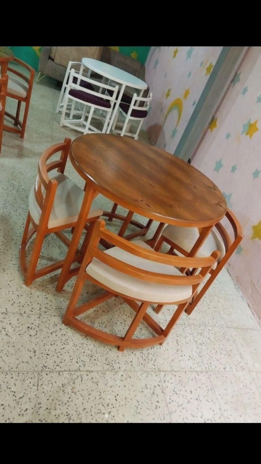 ناهار خوری کمجا گرد و مربع غذا خوری|میز و صندلی غذاخوری|ورامین, ورامین|دیوار