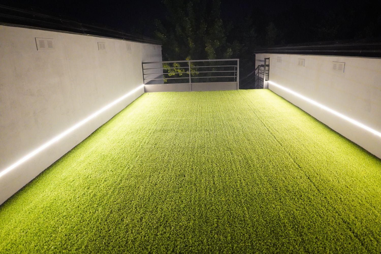 برقکار برق کار برقکاری ساختمان خرده کاری نصب لوستر|خدمات پیشه و مهارت|رشت, چله خانه|دیوار