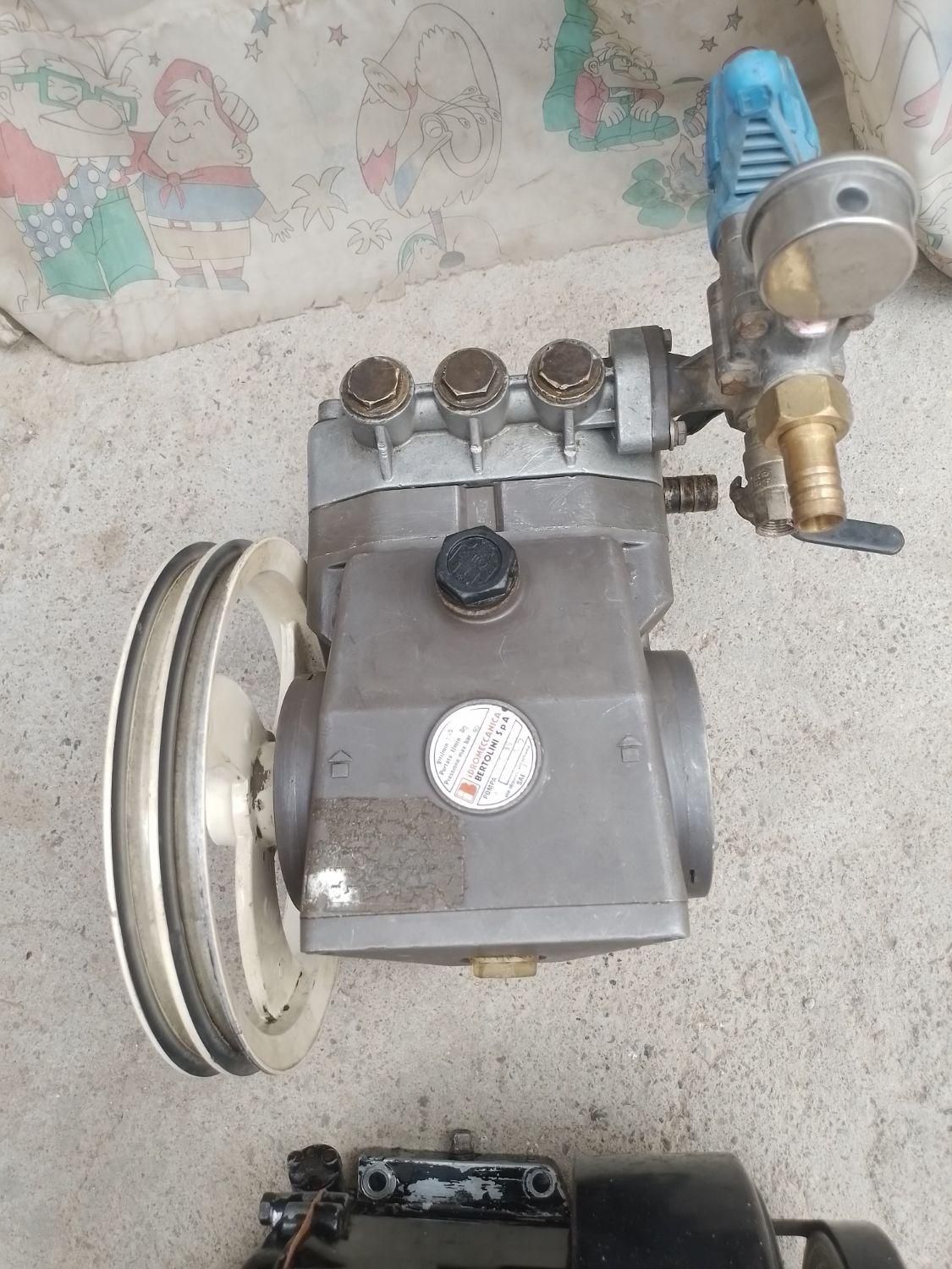 پمپ برتلونی ۵۰بارایتالیا|ماشین‌آلات صنعتی|مراغه, |دیوار