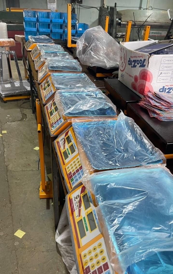 ترازو ایرانی اصل( ۱۲ ماه ضمانت کتبی)|فروشگاه و مغازه|اهواز, نادری|دیوار