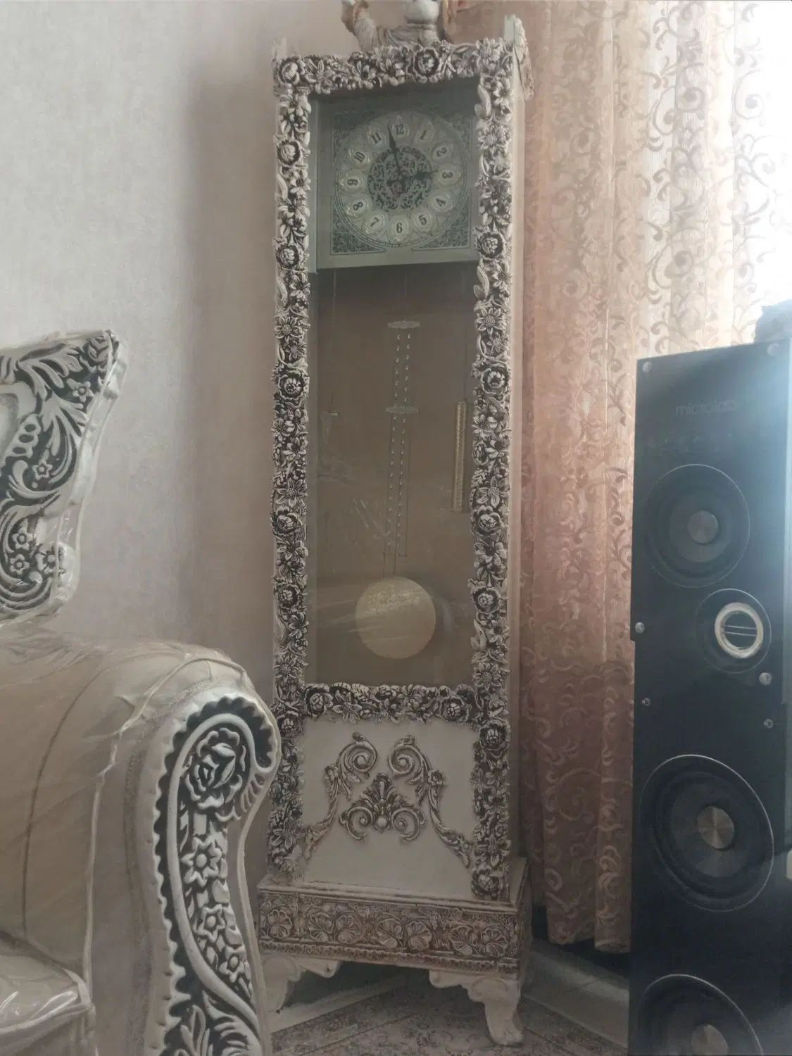 ست کامل  مبل  ۷نفره اینه وشمعدان  بوفه وساعت|مبلمان خانگی و میز عسلی|آبیک, |دیوار