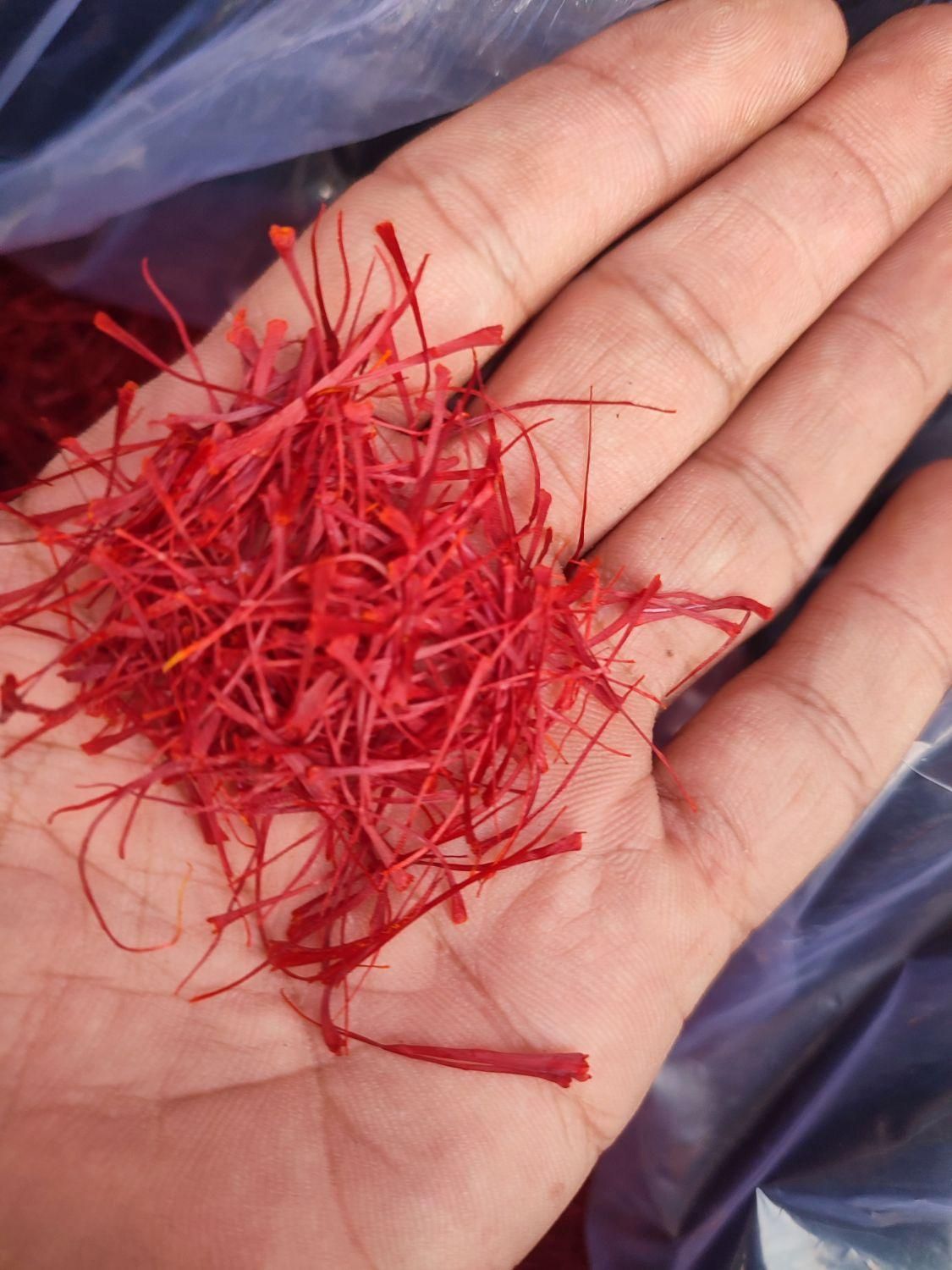 زعفران درجه یک محصول خودمون|خوردنی و آشامیدنی|رشت, بازار|دیوار
