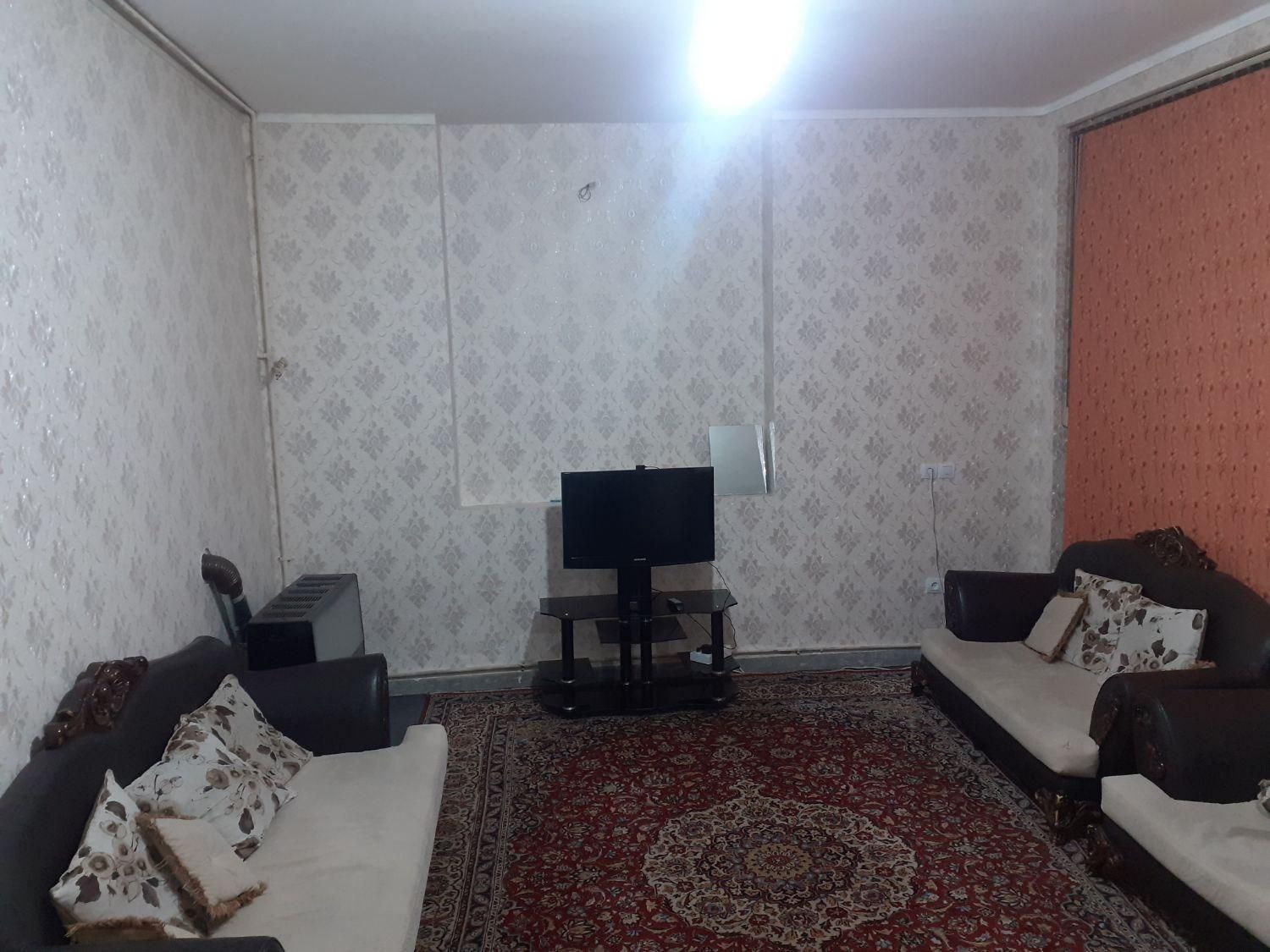 منزل مبله|اجارهٔ کوتاه‌مدت آپارتمان و سوئیت|شیراز, فرگاز|دیوار